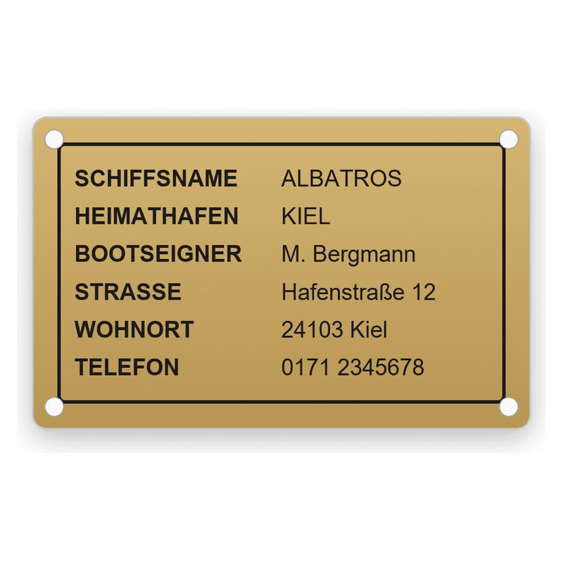 Rechteckiges goldfarbenes Bootsschild mit vier Eckbohrungen und Rahmenlinie, schwarze Gravur mit Schiffsname ALBATROS, Heimathafen Kiel, Bootseigner M. Bergmann, Anschrift und Telefonnummer